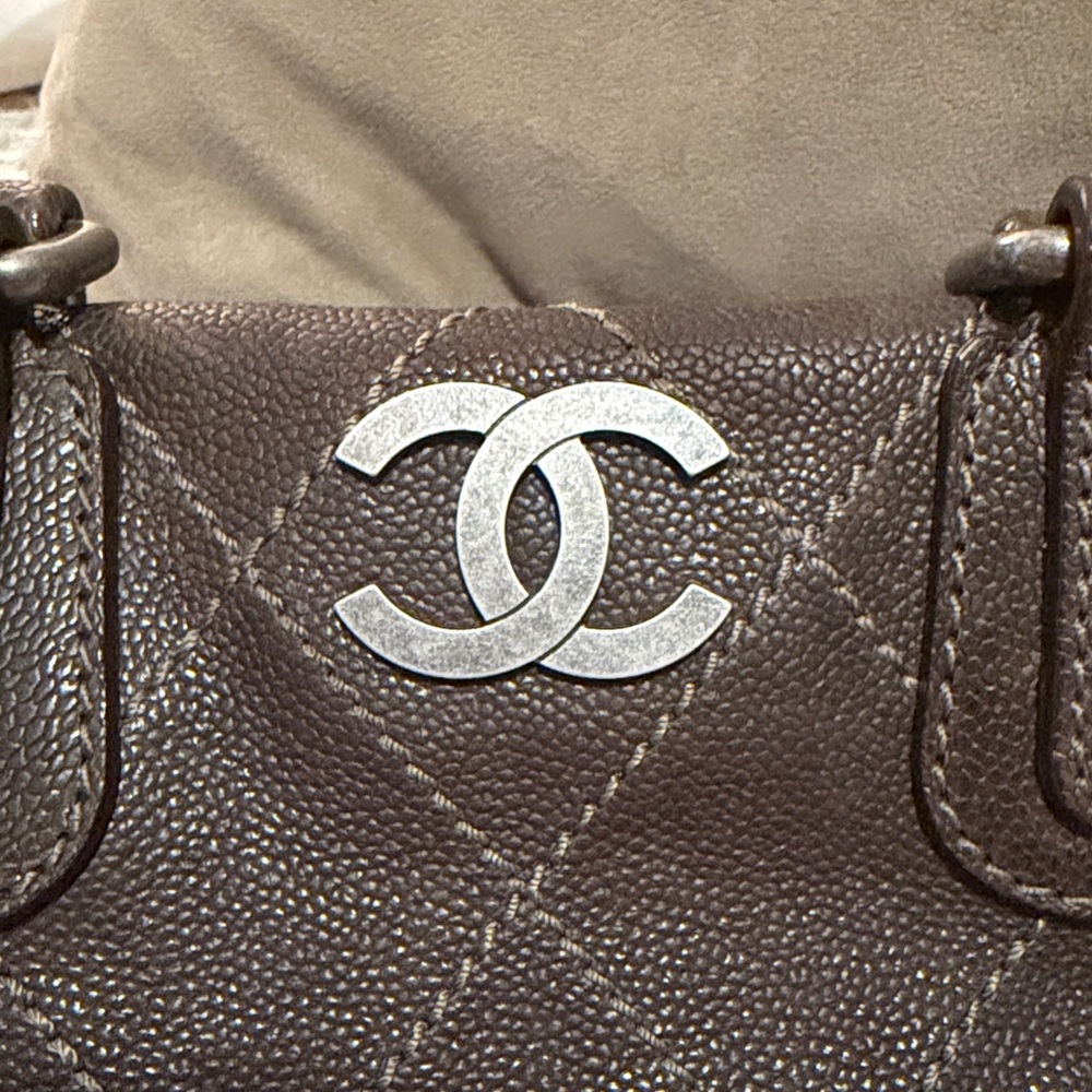 EUC Chanel Quilted Caviar Satchel - Picture 2 of 12